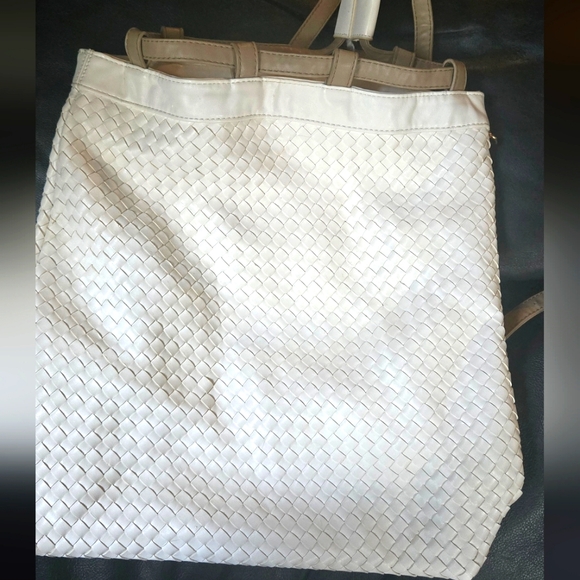Arbonne Handbags - Arbonne Elegant Cream Woven Back Pack Style Bag